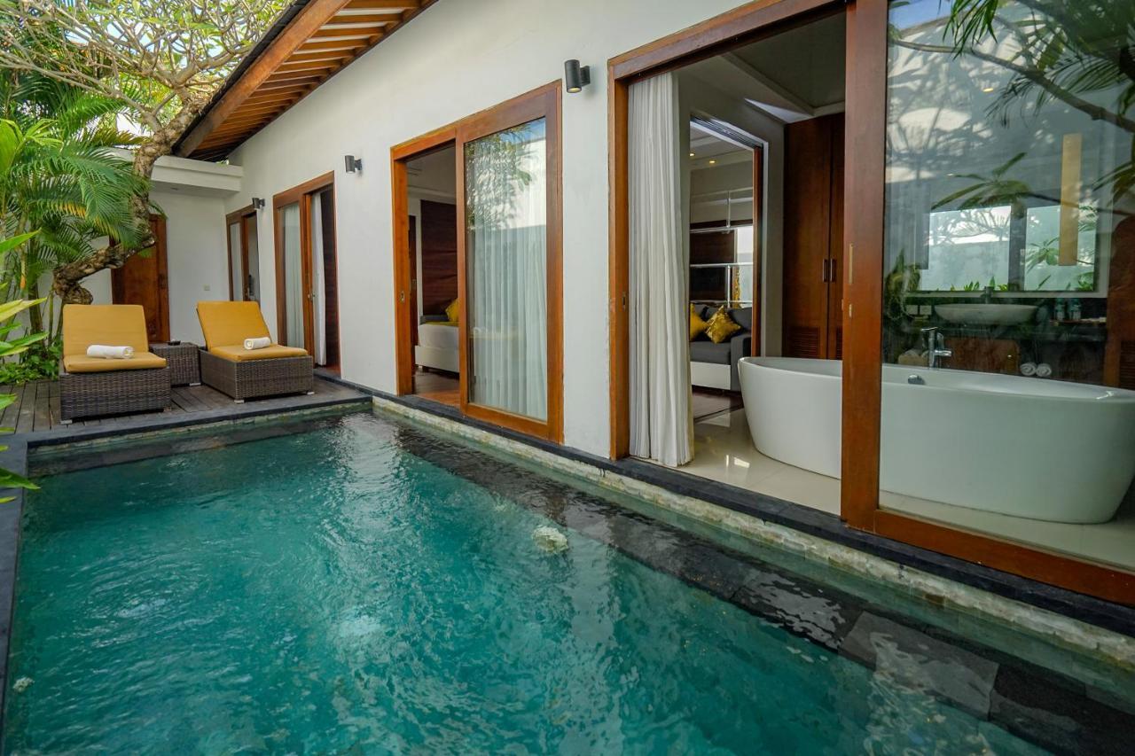 อนารี วิลลา กูตา Villa เลอกีอัน ภายนอก รูปภาพ