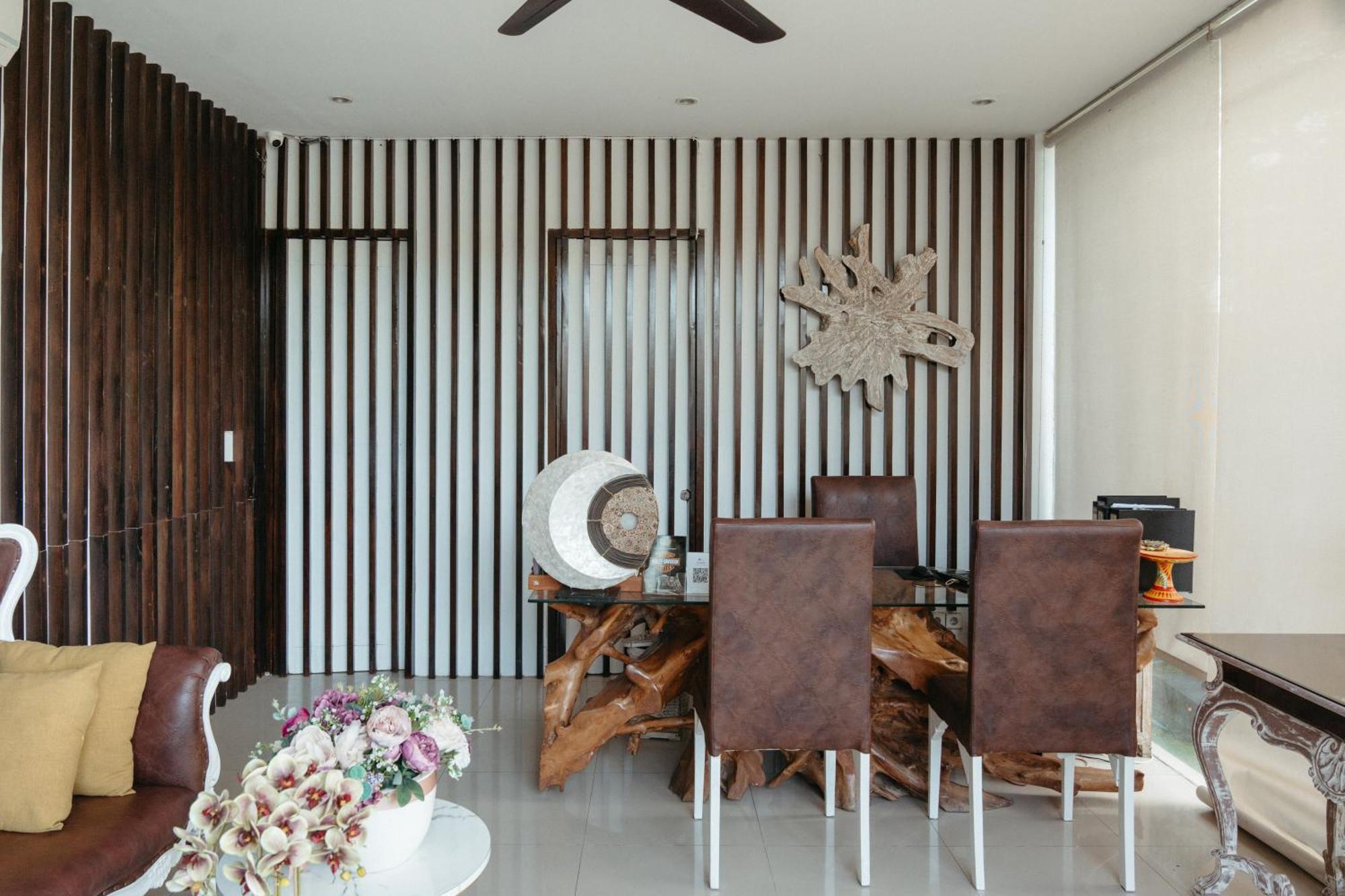 อนารี วิลลา กูตา Villa เลอกีอัน ภายนอก รูปภาพ