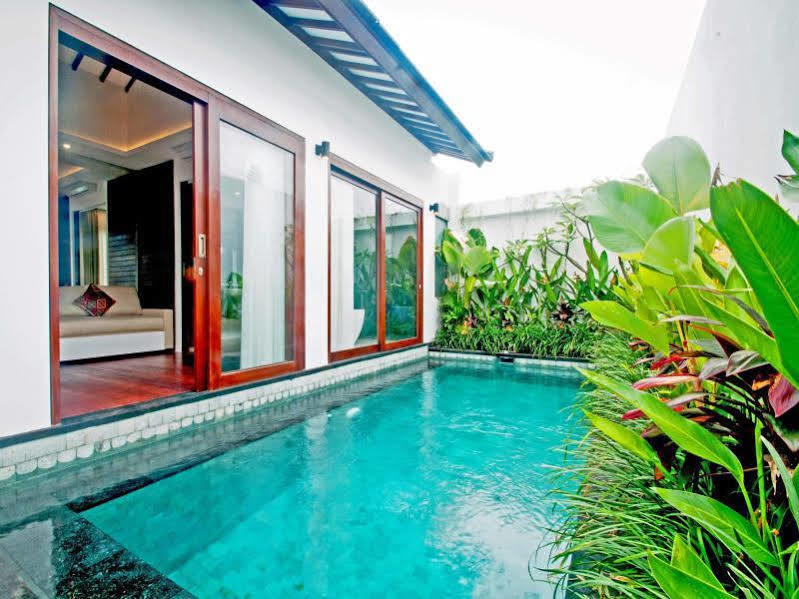 อนารี วิลลา กูตา Villa เลอกีอัน ภายนอก รูปภาพ